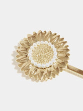 Load image into Gallery viewer, Amelia Liana x Skinnydip Statement Sunflower Hair Clip