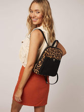 Load image into Gallery viewer, Leopard Teardrop Backpack