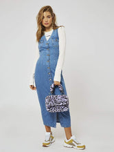 Load image into Gallery viewer, Lyla Lilac Cross Body Bag