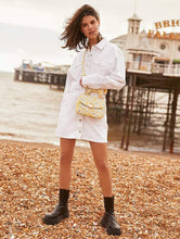 Load image into Gallery viewer, Poppy Daisy Tote Bag