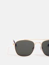 Load image into Gallery viewer, Black Aviator Sunglasses