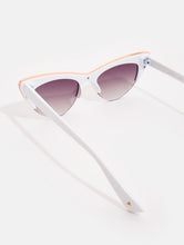 Load image into Gallery viewer, Capped Cat White Sunglasses