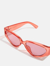 Load image into Gallery viewer, Vanessa Red Sunglasses