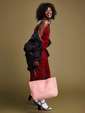 Load image into Gallery viewer, Pink Fluff Wasted Shoulder Bag
