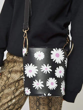 Load image into Gallery viewer, Camilla Daisy Tote Bag
