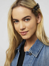 Load image into Gallery viewer, Daisy Tort Hair Clip
