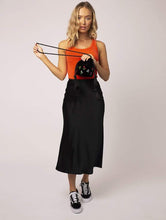 Load image into Gallery viewer, Floral Nimah Cross Body
