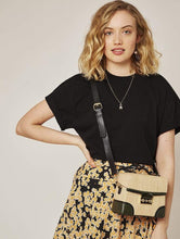 Load image into Gallery viewer, Gia Straw Tote Bag

