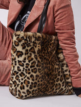 Load image into Gallery viewer, Leopard Tavi Shoulder Bag
