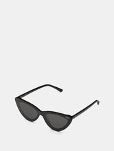 Load image into Gallery viewer, Quay X Lizzo Flex Sunglasses in Black Smoke Fade
