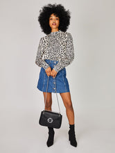 Load image into Gallery viewer, Frieda Noir Cross Body Bag
