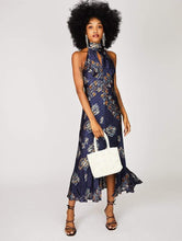 Load image into Gallery viewer, Floral Pearl Penelope Beaded Tote Bag
