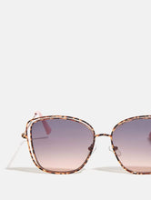 Load image into Gallery viewer, Gigi Square Sunglasses
