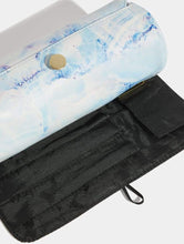 Load image into Gallery viewer, Soph x Skinnydip Blue Marble Makeup Roll
