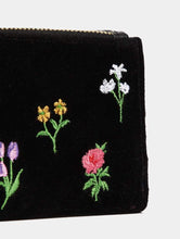 Load image into Gallery viewer, Winter Ditsy Embroidered Purse
