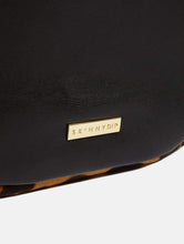 Load image into Gallery viewer, Leopard Jay Bum Bag
