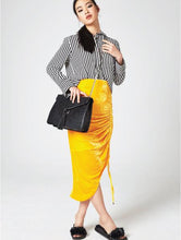 Load image into Gallery viewer, Black Star Laureli Cross Body Bag
