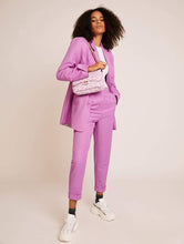 Load image into Gallery viewer, Lilac Dramatic Slogan Cross Body Bag
