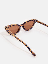 Load image into Gallery viewer, Leopard Cat Eye Sunglasses
