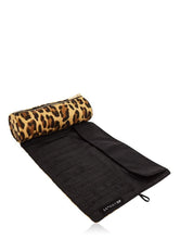 Load image into Gallery viewer, Leopard Makeup Roll
