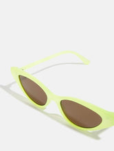 Load image into Gallery viewer, Lime Cat Eye Sunglasses
