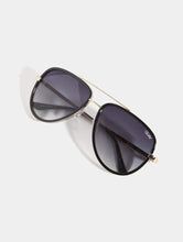 Load image into Gallery viewer, Quay x JLo All In Sunglasses in Black Smoke Fade
