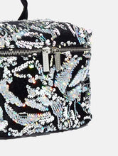 Load image into Gallery viewer, Sierra Wash Bag
