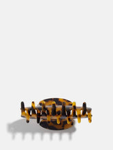 Load image into Gallery viewer, Tort Claw Hair Clip
