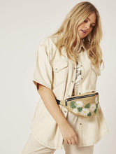 Load image into Gallery viewer, Patty Straw Bum Bag
